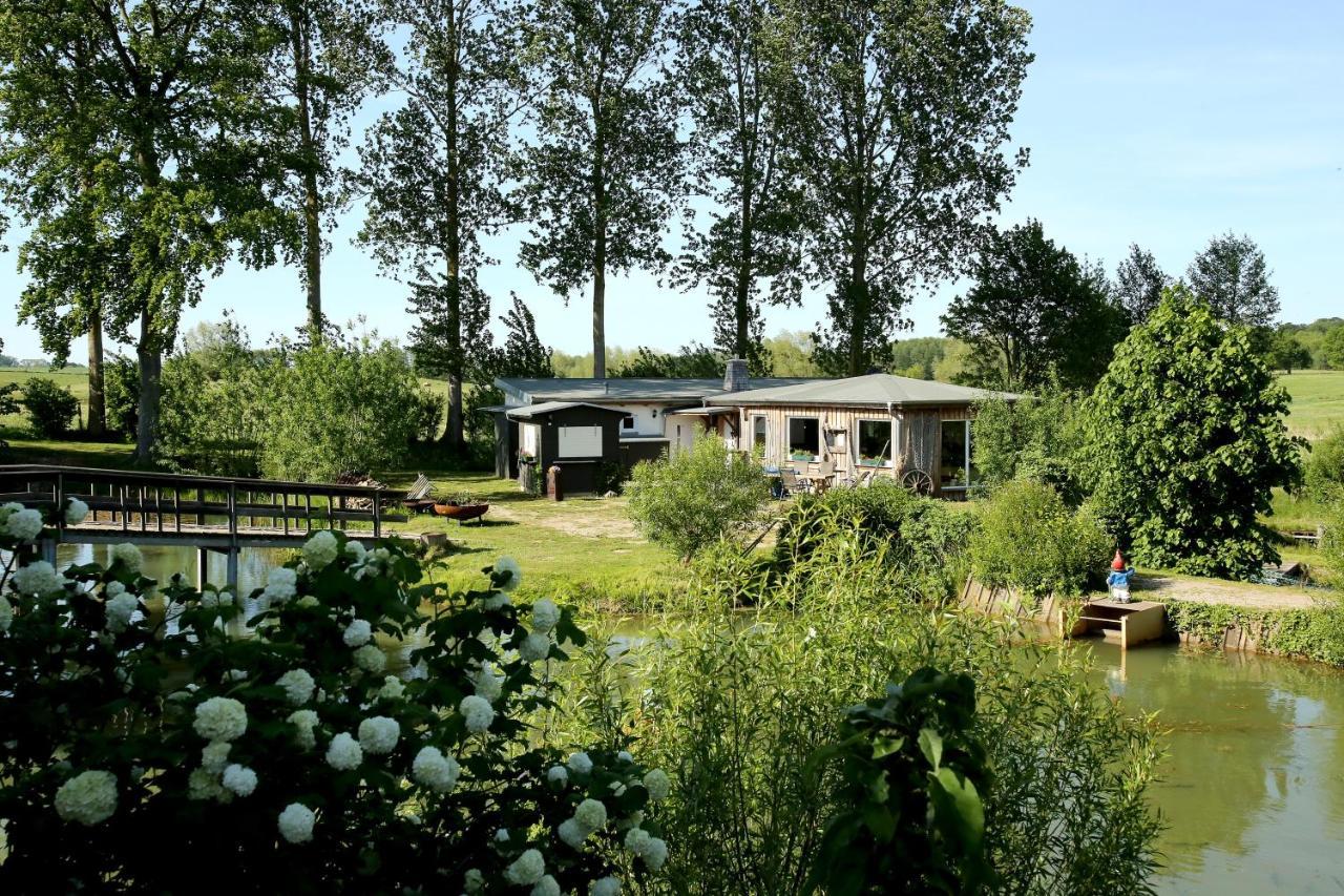 Peenehof Koeppen - Ferienwohnungen & Schlaffaesser Jordenstorf Extérieur photo