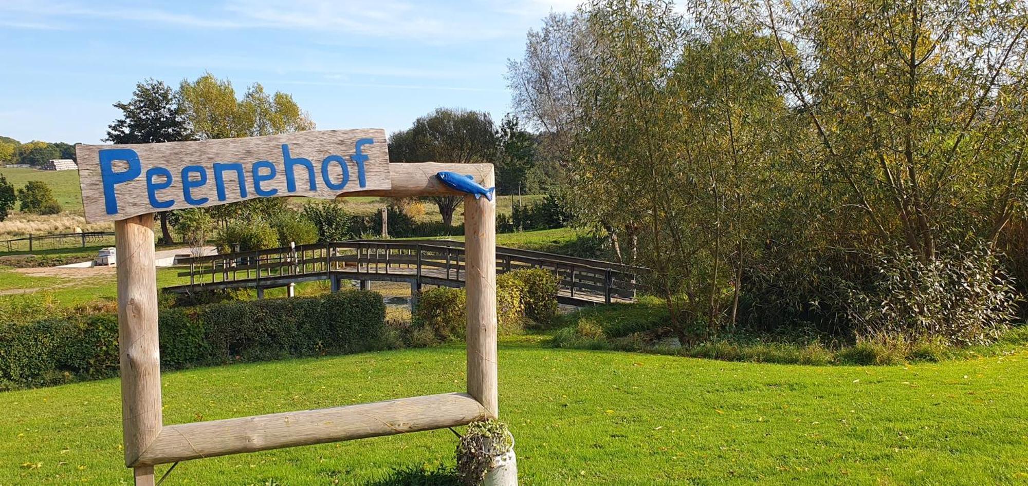Peenehof Koeppen - Ferienwohnungen & Schlaffaesser Jordenstorf Extérieur photo
